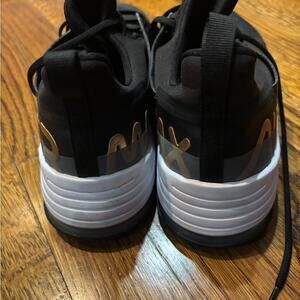 Women’s Black Air Max Sneakers Size 9.5
